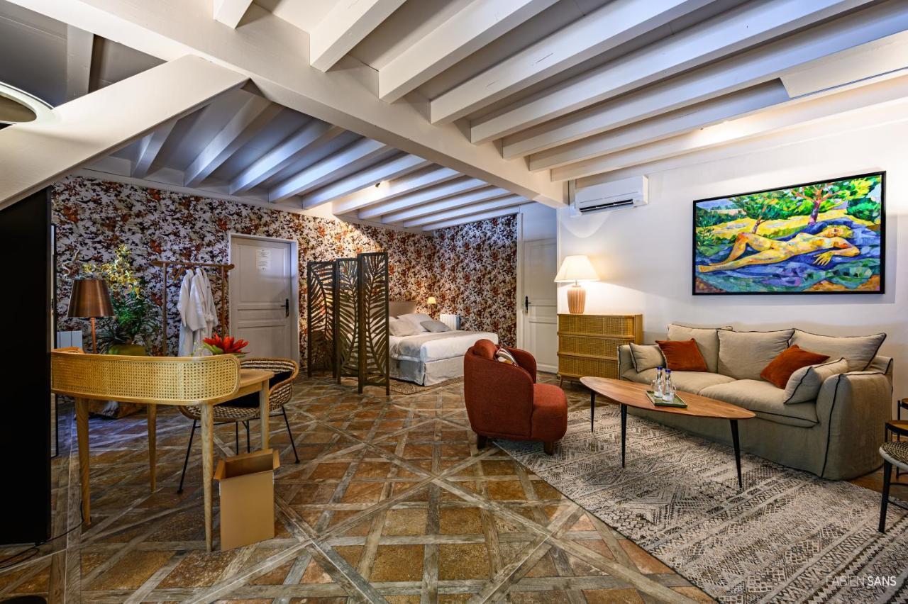 Maison D'Hotes Les Jardins Saint Eloi Le Lonzac Eksteriør billede