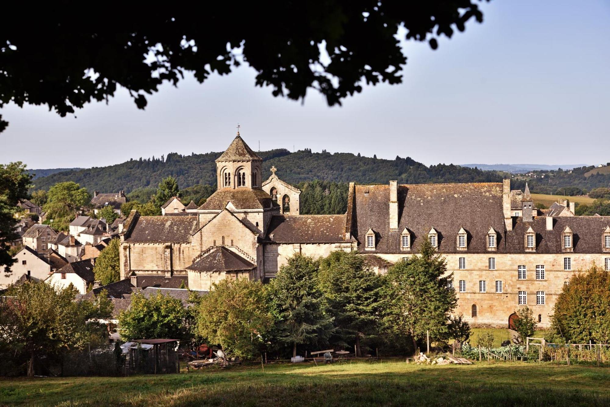 Maison D'Hotes Les Jardins Saint Eloi Le Lonzac Eksteriør billede