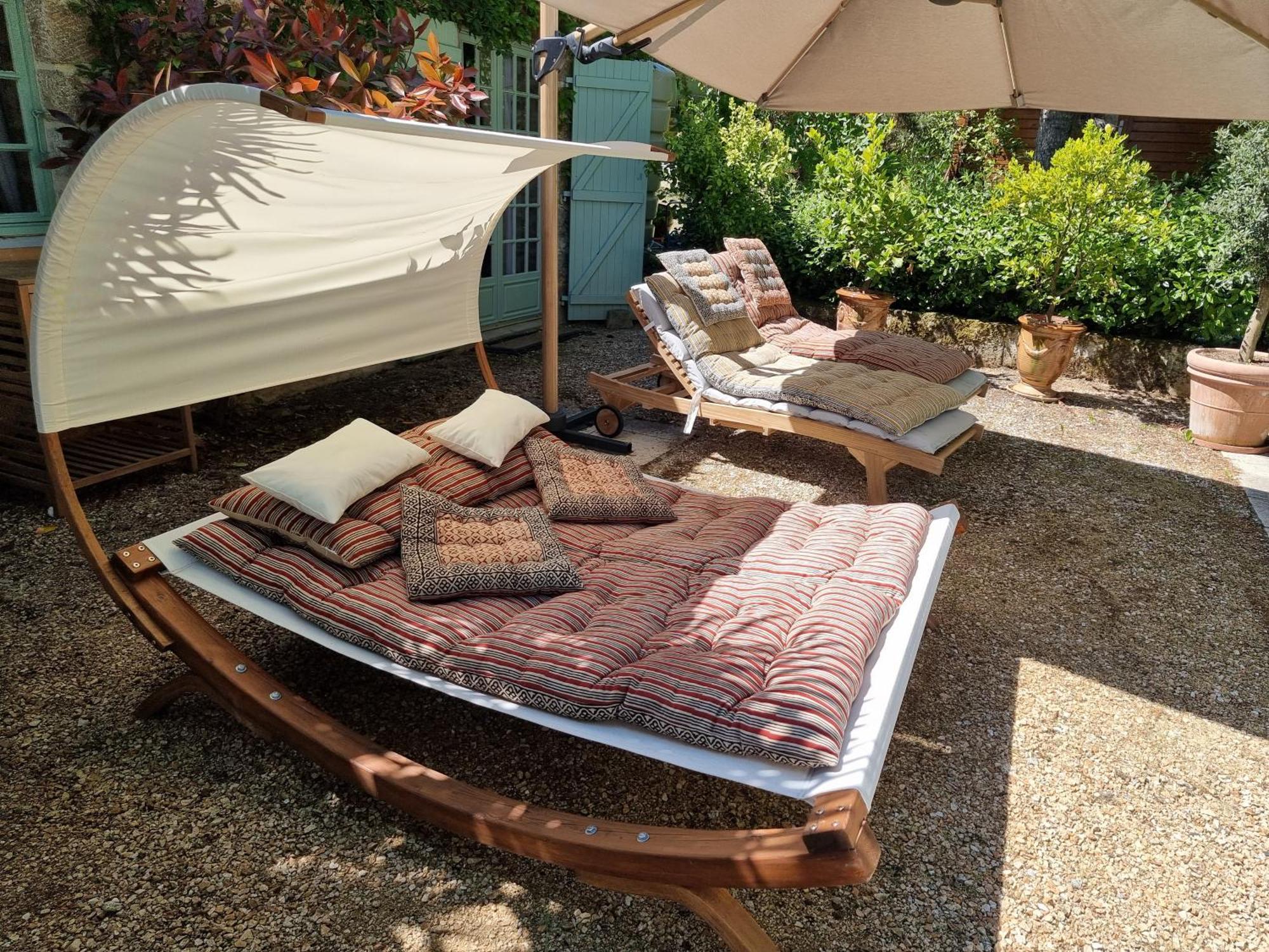 Maison D'Hotes Les Jardins Saint Eloi Le Lonzac Eksteriør billede